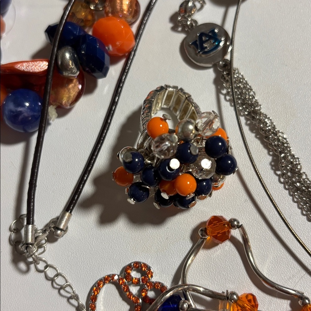 Huge lot AUBURN jewelery scarfs earrings necklaces bracelet etc!! - Picture 7 of 8